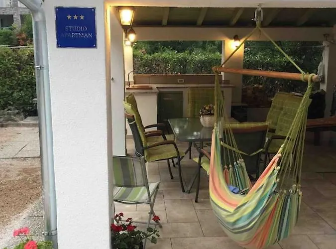 Tatil Evi Seaside Vacation 4tuna Pinezići